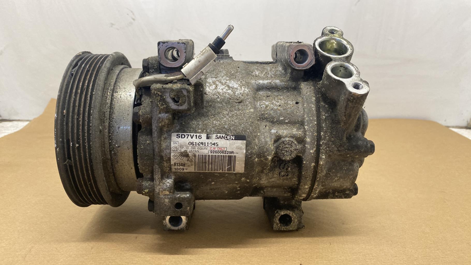 Compresseur clim DACIA DUSTER 1 PHASE 1 Diesel - 1
