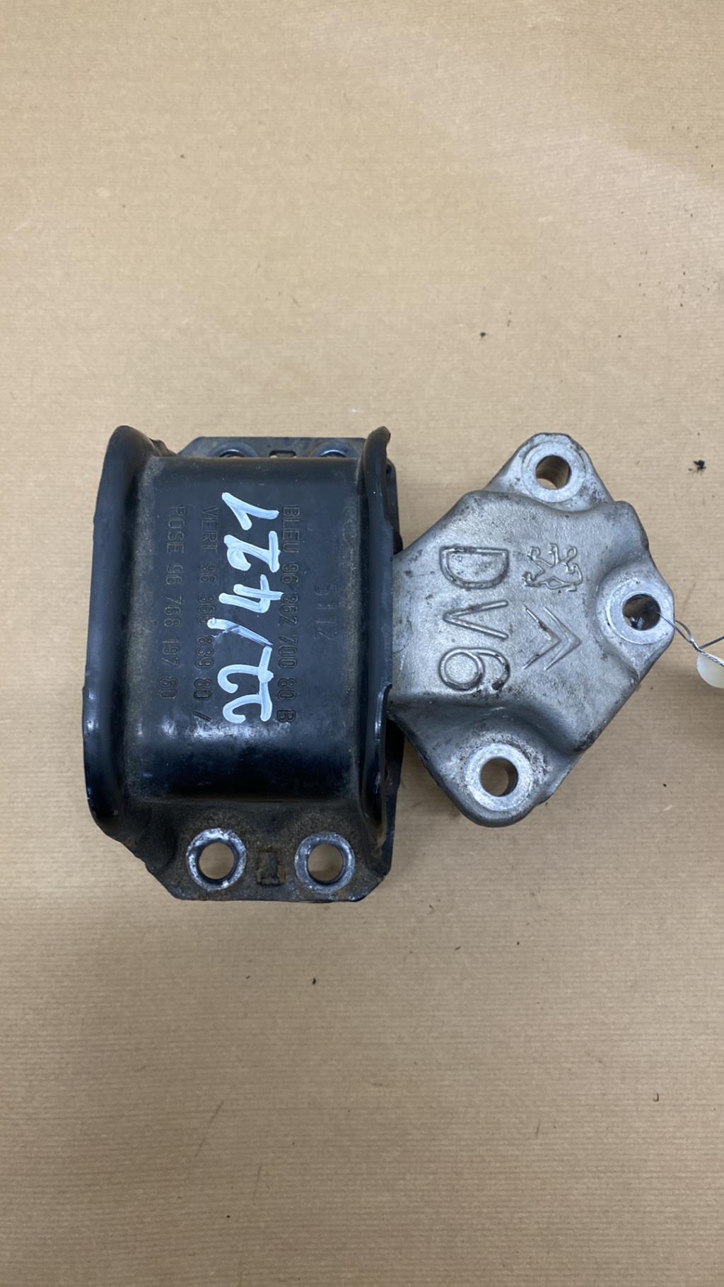 Support moteur gauche CITROEN C4 2 PHASE 1 Diesel - 1