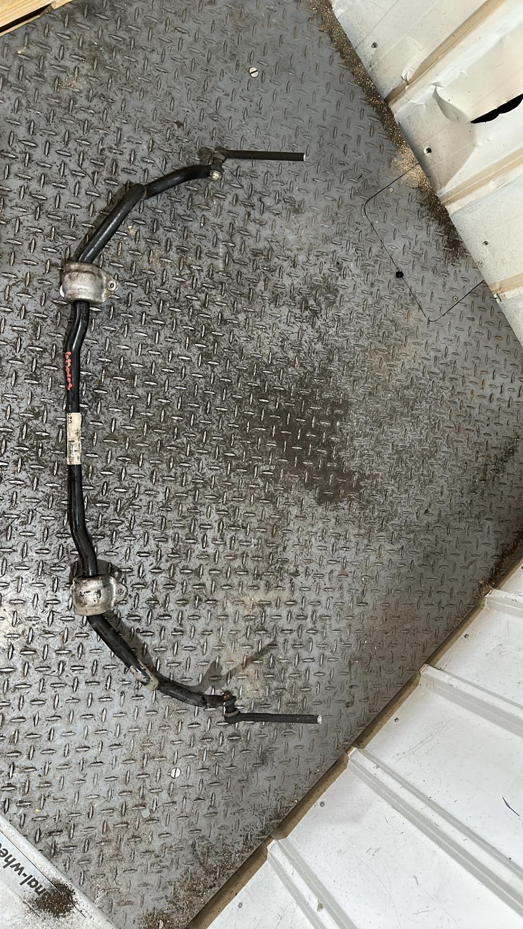 Barre stabilisatrice BMW SERIE 1 E88  - 1