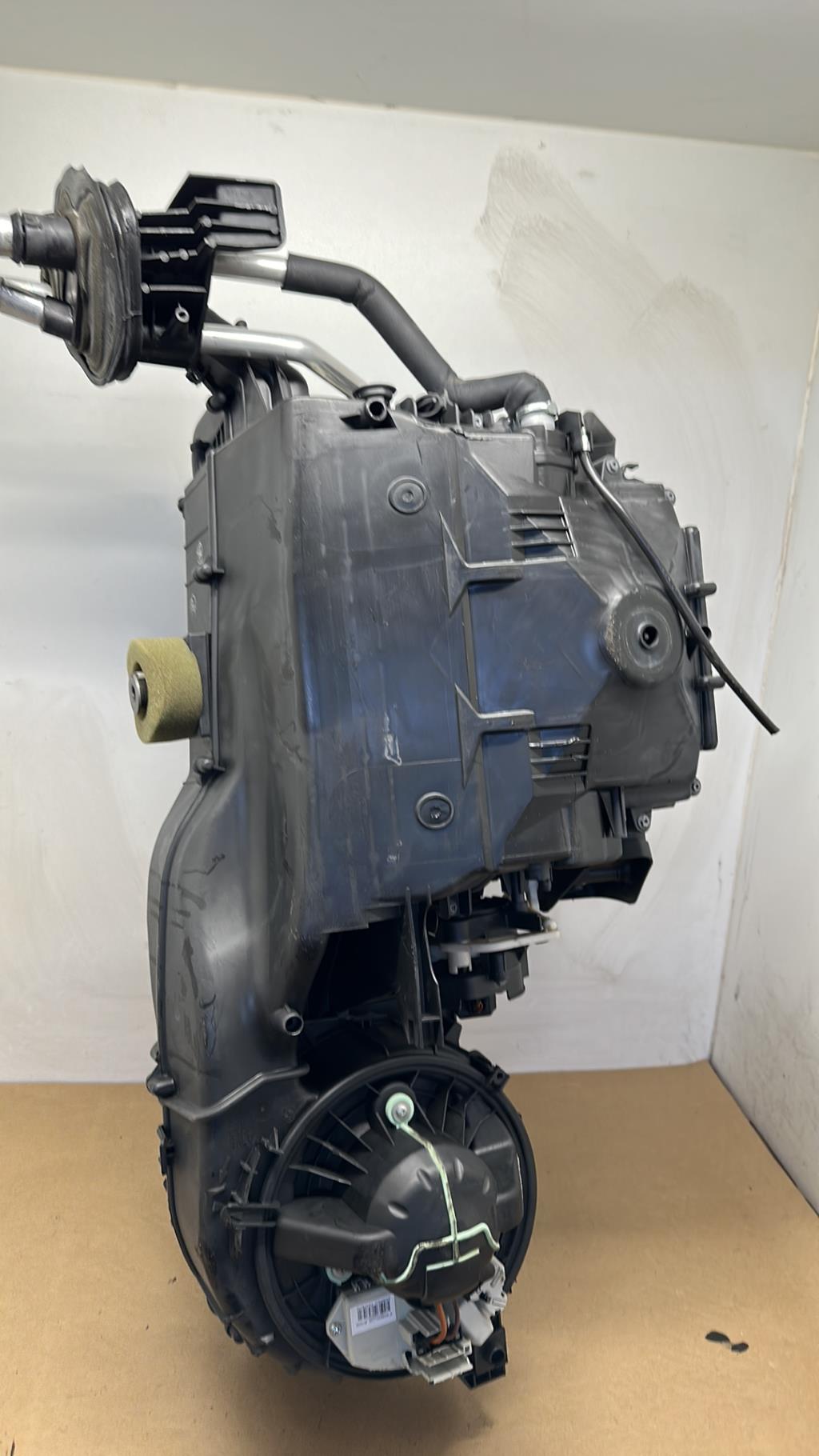 Bloc chauffage BMW SERIE 1 E88  - 1