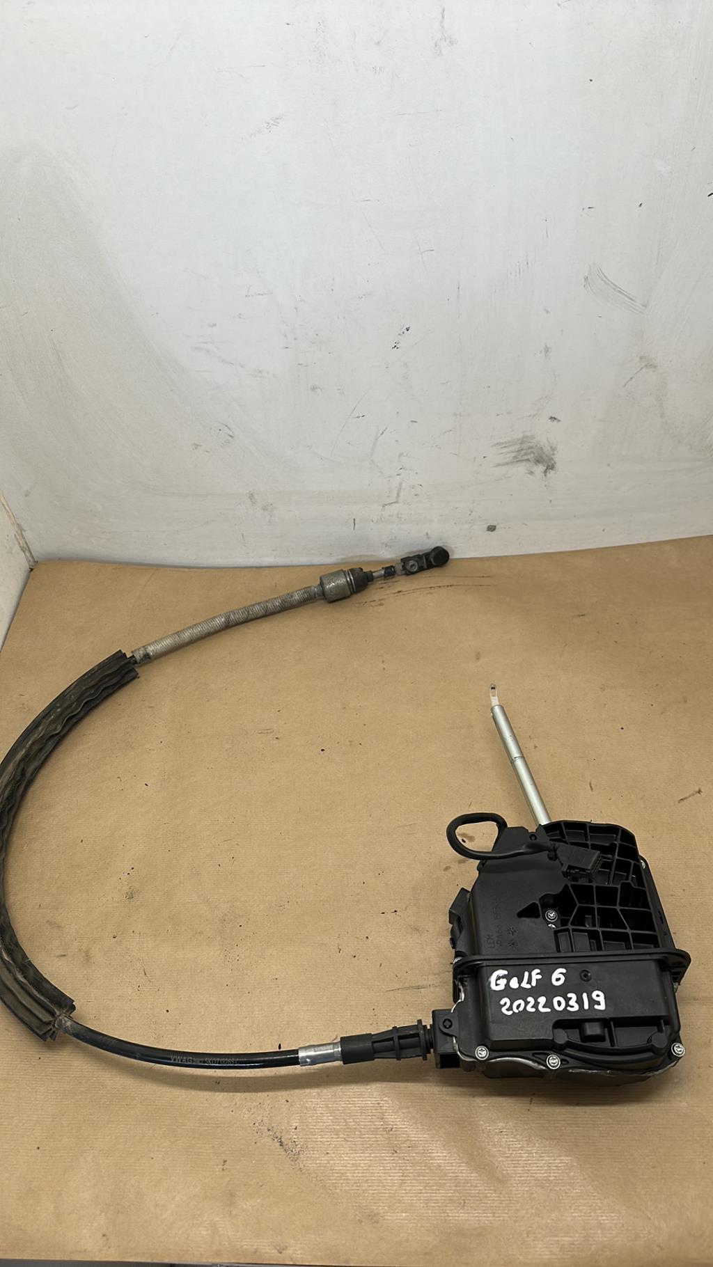 Levier de vitesses VOLKSWAGEN GOLF 6 Diesel - 1