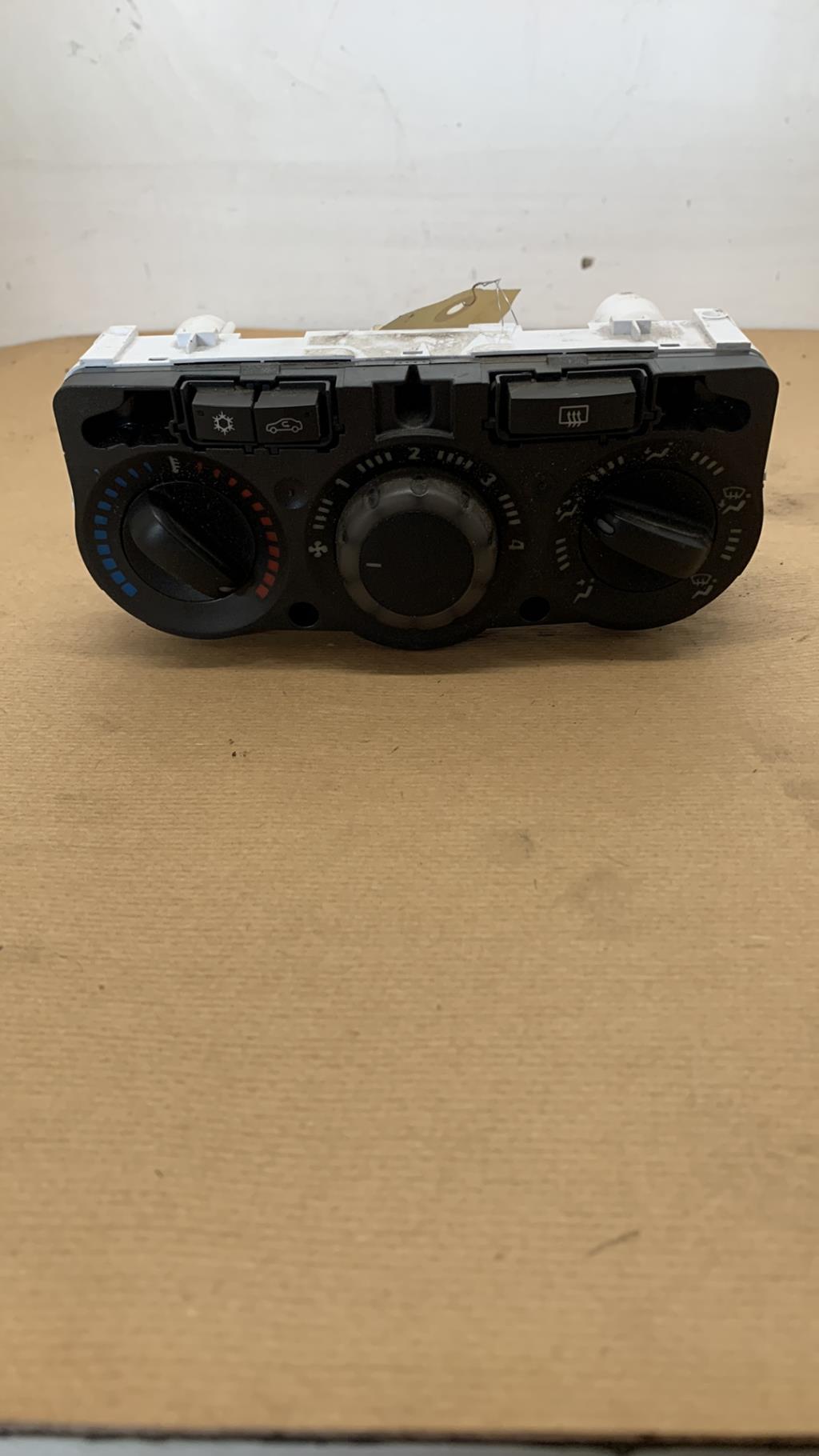 Commande chauffage OPEL CORSA D PHASE 1 Diesel - 1