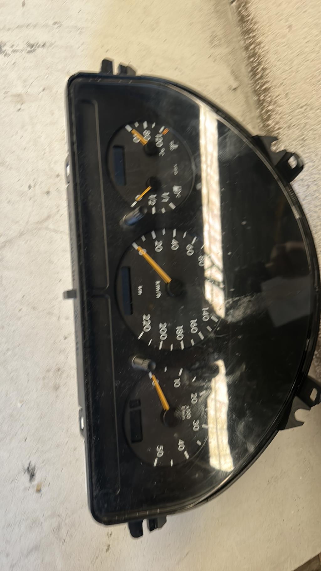 Compteur MERCEDES CLASSE M 163 PHASE 1 Diesel - 1