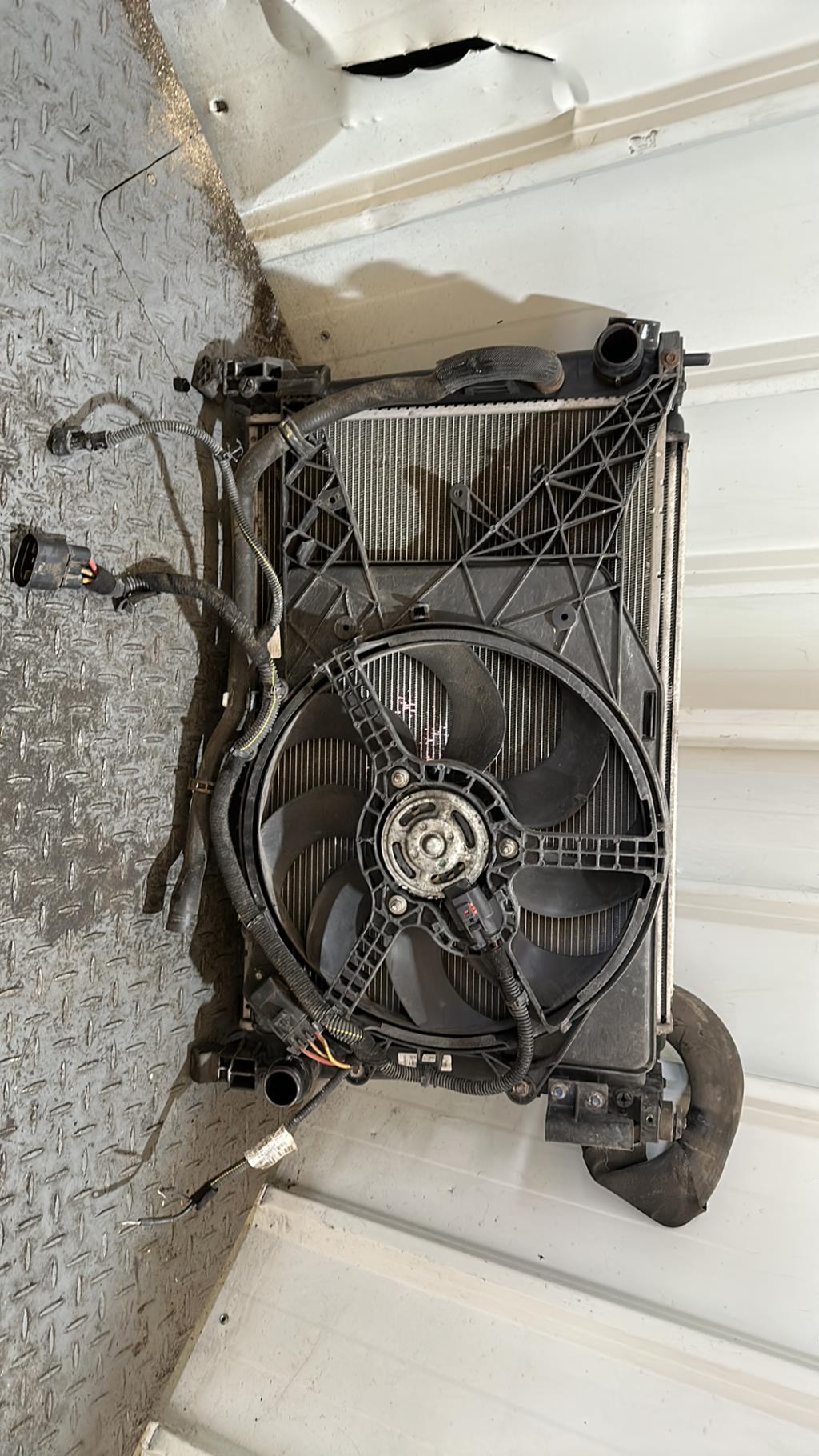 Radiateur eau OPEL CORSA D PHASE 1 Diesel - 1