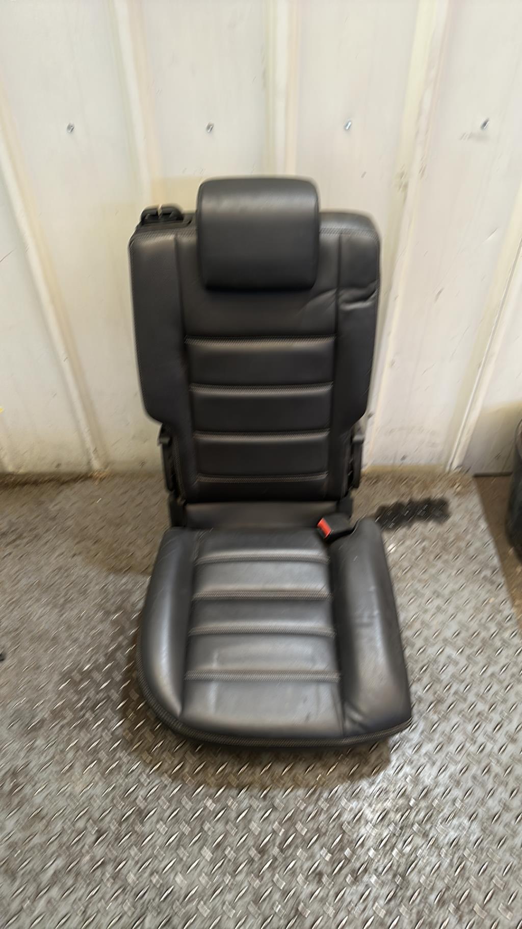 Siege arriere droit FORD C-MAX 1 PHASE 2 Diesel - 1