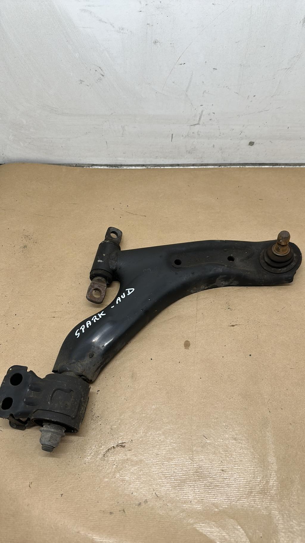 Triangle avant droit CHEVROLET SPARK PHASE 1 Essence - 1