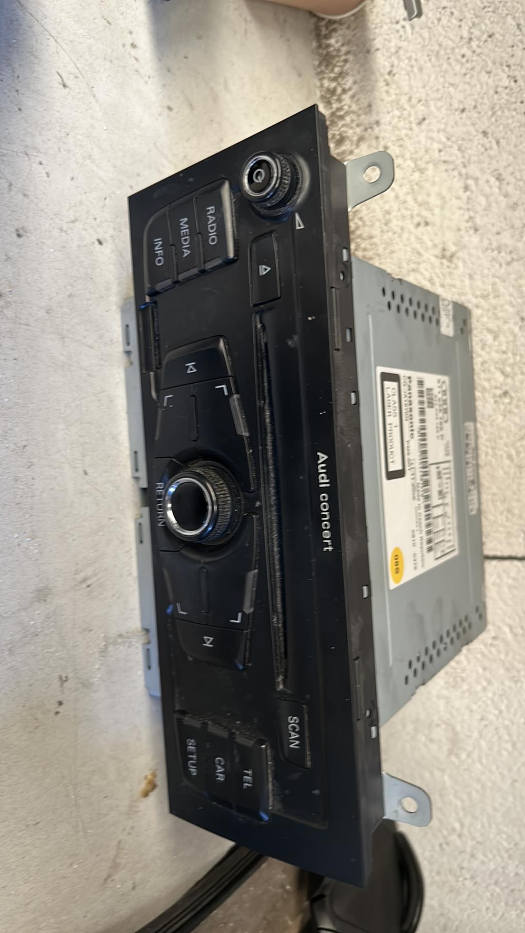 Autoradio AUDI A4 3 PHASE 1 Diesel - 1