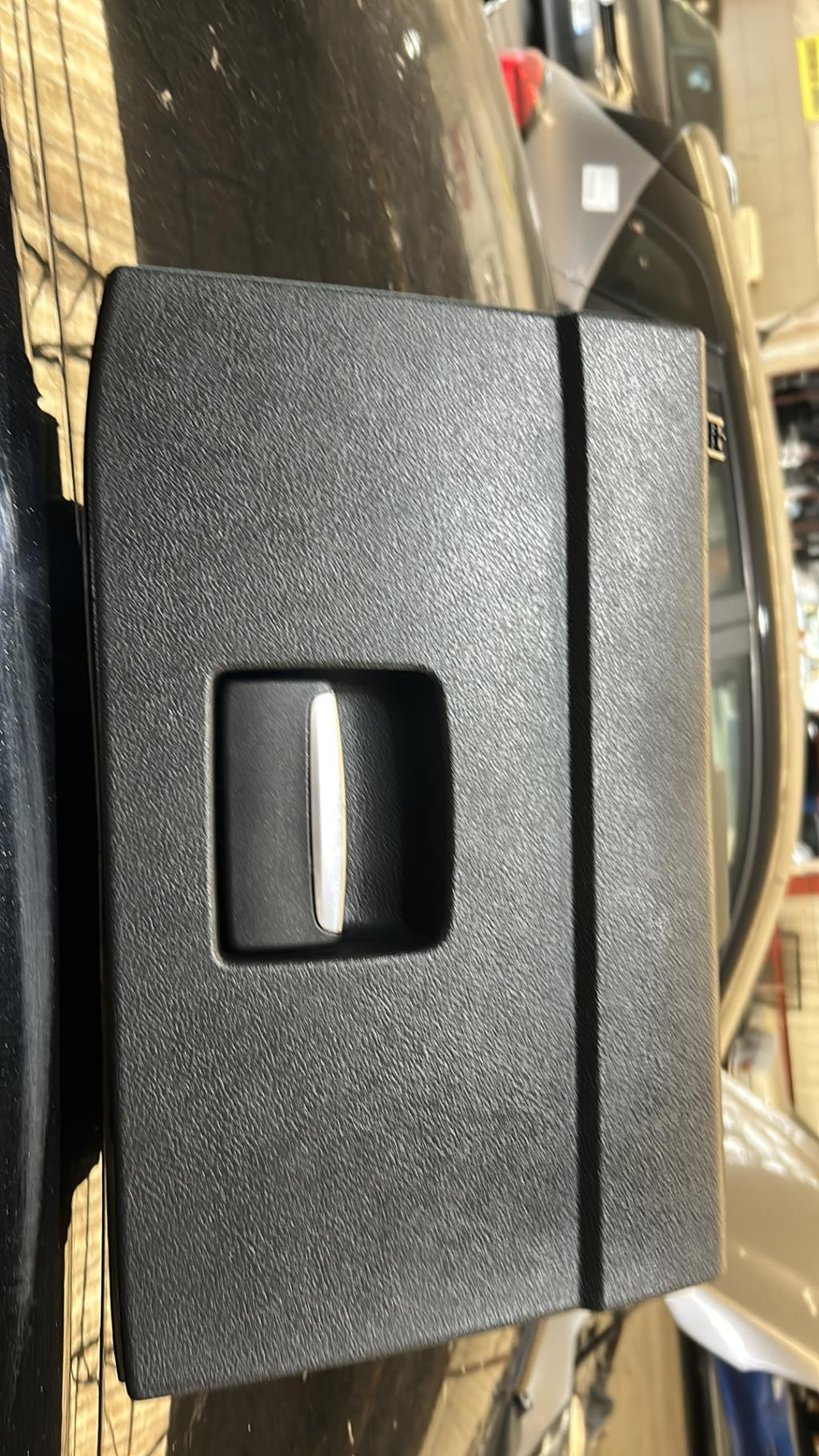 Boite a gants FORD MONDEO 3 PHASE 1 Diesel - 1