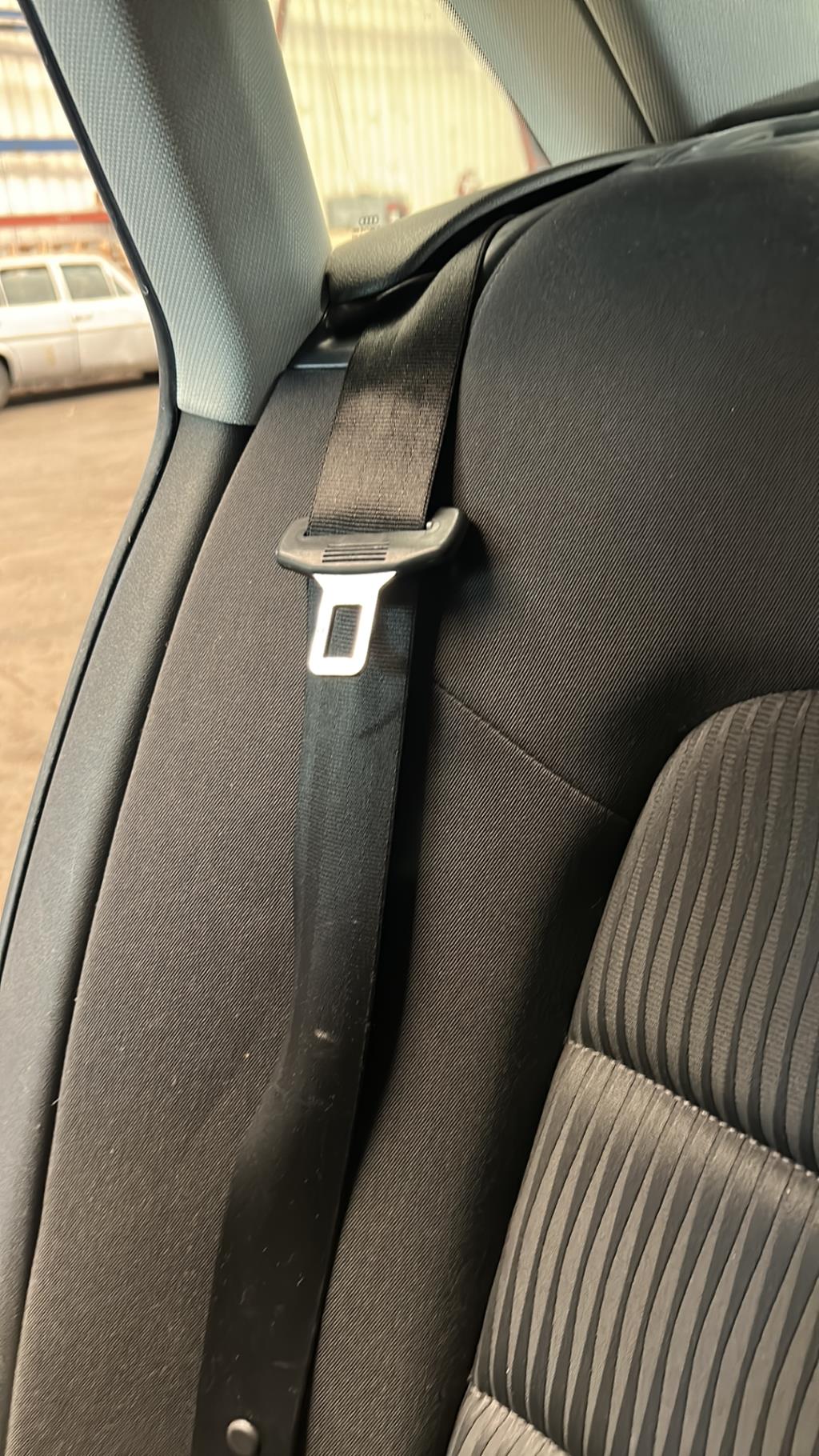 Ceinture arriere droit AUDI A4 3 PHASE 1 Diesel - 1