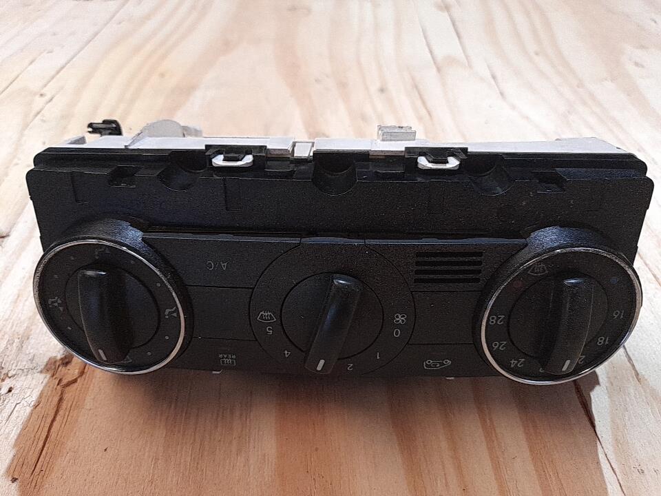 Commande chauffage MERCEDES CLASSE B 245 PHASE 1 Diesel - 1