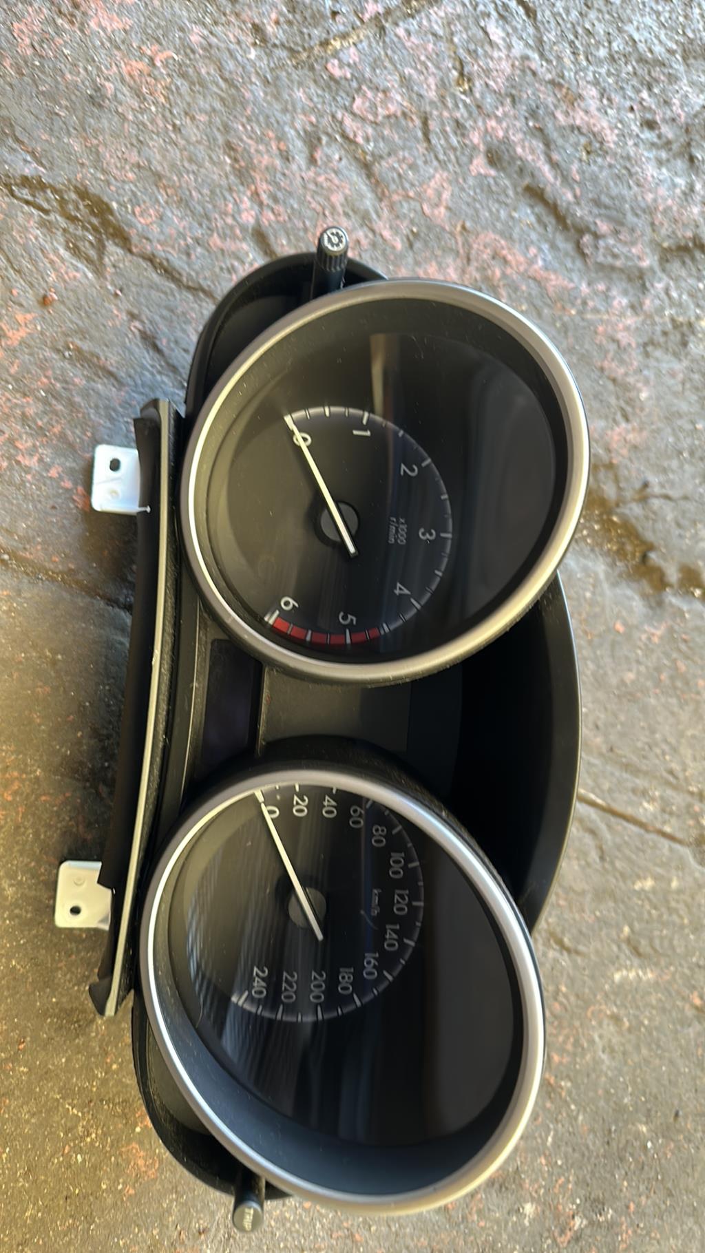 Compteur MAZDA 3 2  - 1