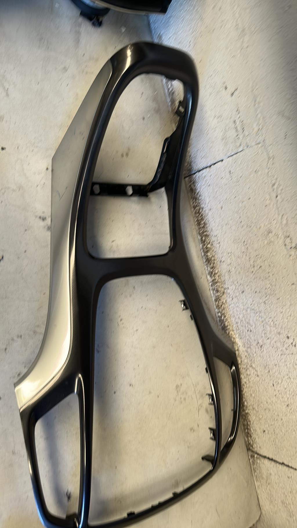 Console central (interieur plastique) OPEL ASTRA J PHASE 1 Diesel - 1