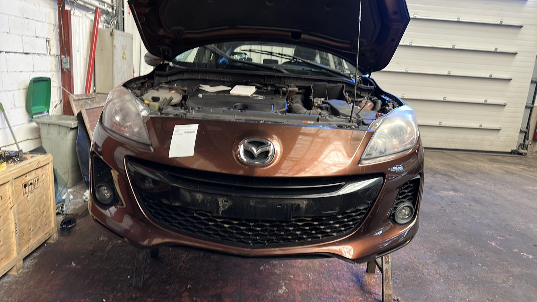 Face avant MAZDA 3 2  - 1