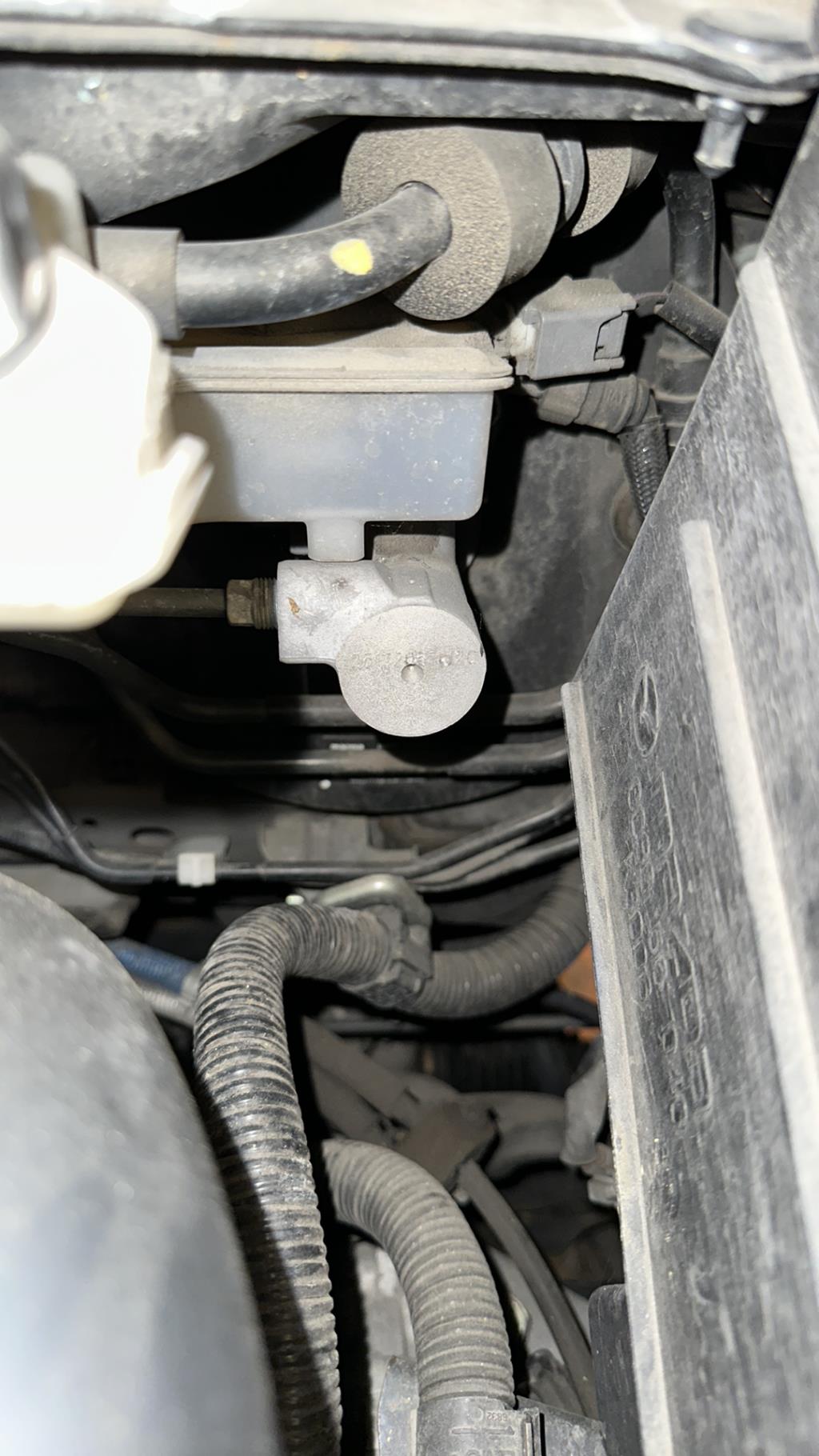 Maitre cylindre (freinage) MAZDA 3 2  - 1