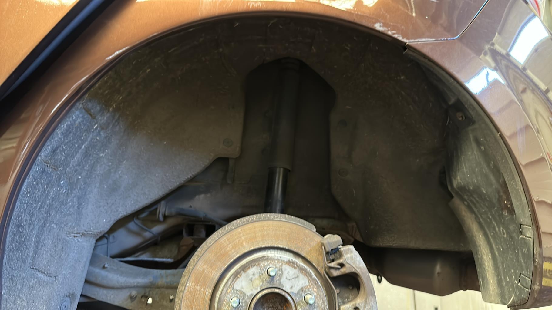 Pare boue arriere gauche MAZDA 3 2  - 1