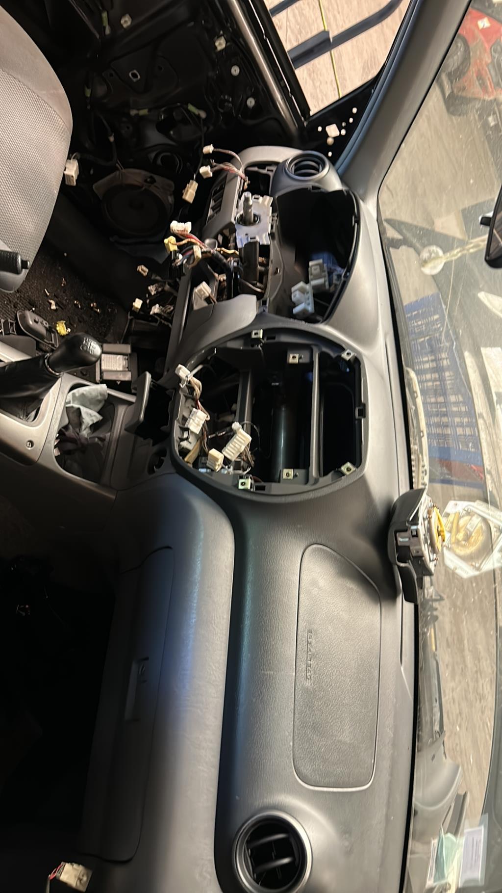 Planche de bord complete TOYOTA RAV4 2 PHASE 1 Essence - 1