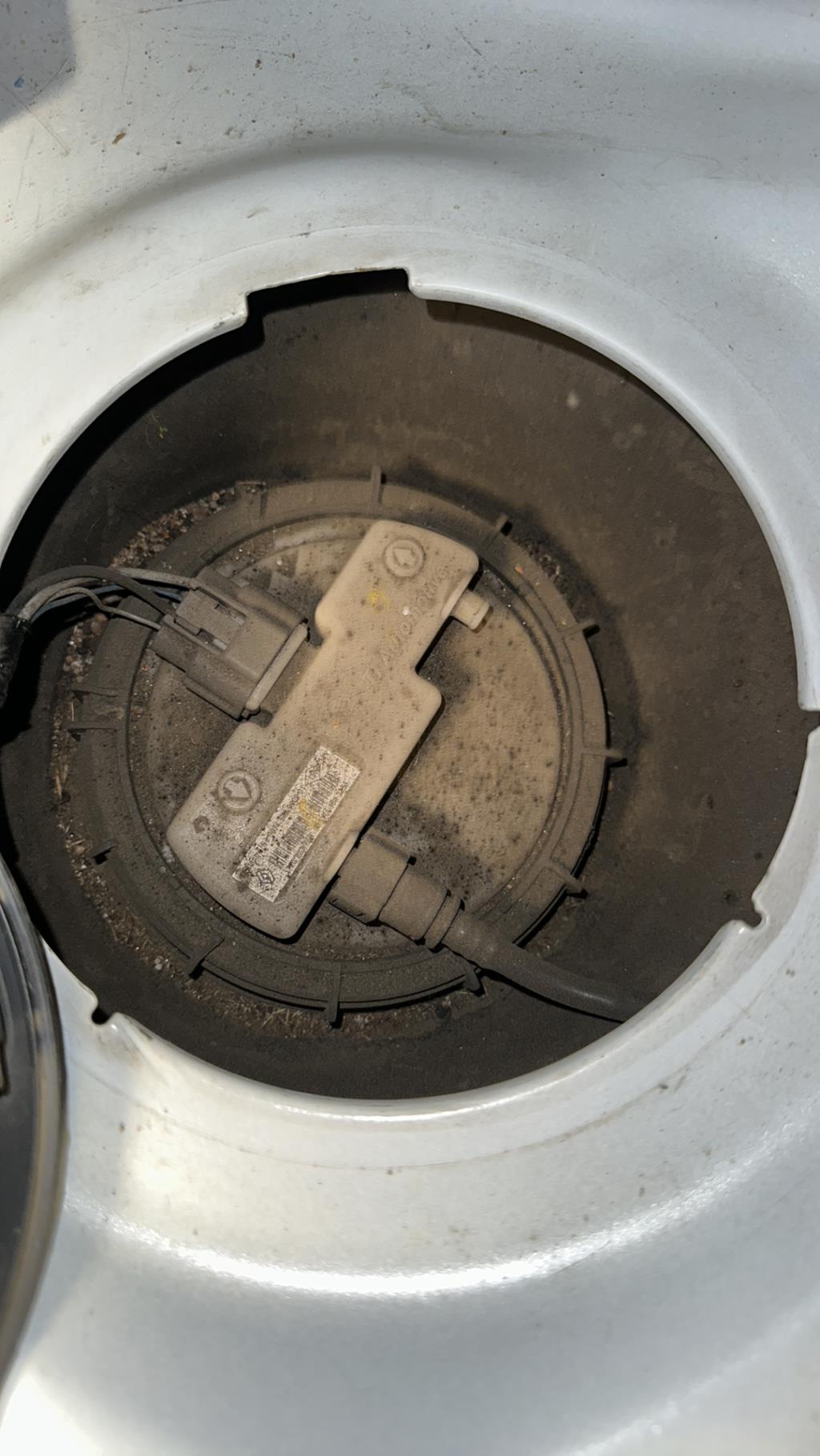 Pompe à carburant DACIA SANDERO 2 PHASE 1 Essence - 1