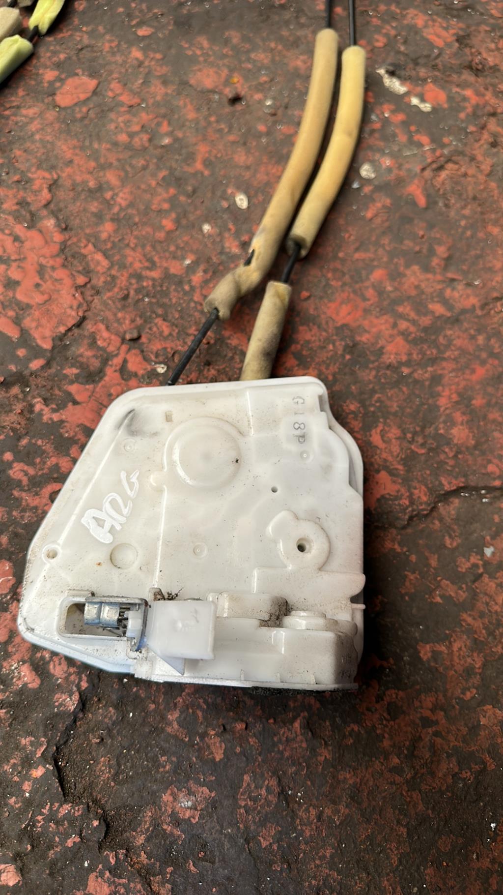 Serrure arriere gauche MAZDA 3 2  - 1
