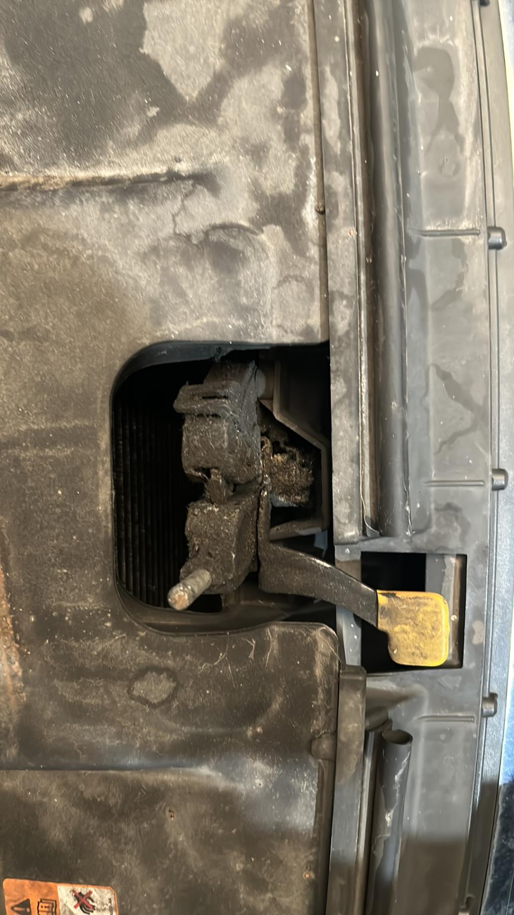 Serrure de capot FORD MONDEO 3 PHASE 1 Diesel - 1