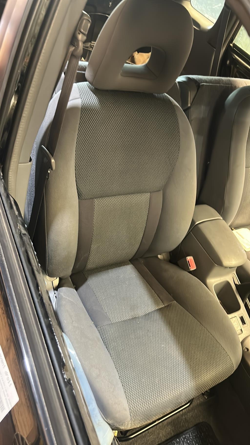 Siege avant droit TOYOTA RAV4 2 PHASE 1 Essence - 1