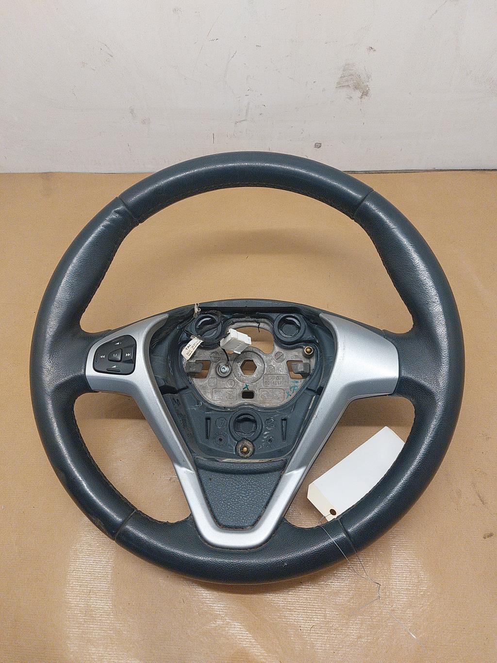 Volant FORD FIESTA 6  - 1