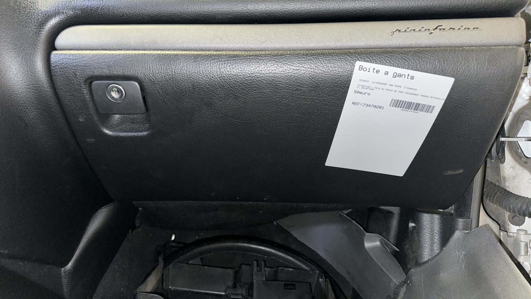 Boite a gants PEUGEOT 406 COUPE Essence - 1
