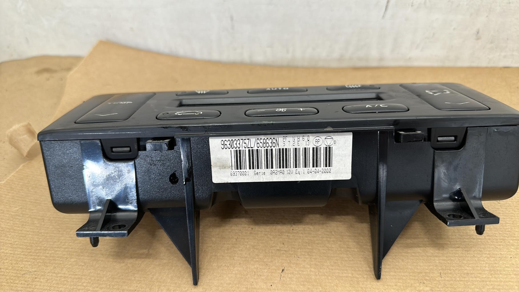 Commande chauffage PEUGEOT 406 COUPE Essence - 1
