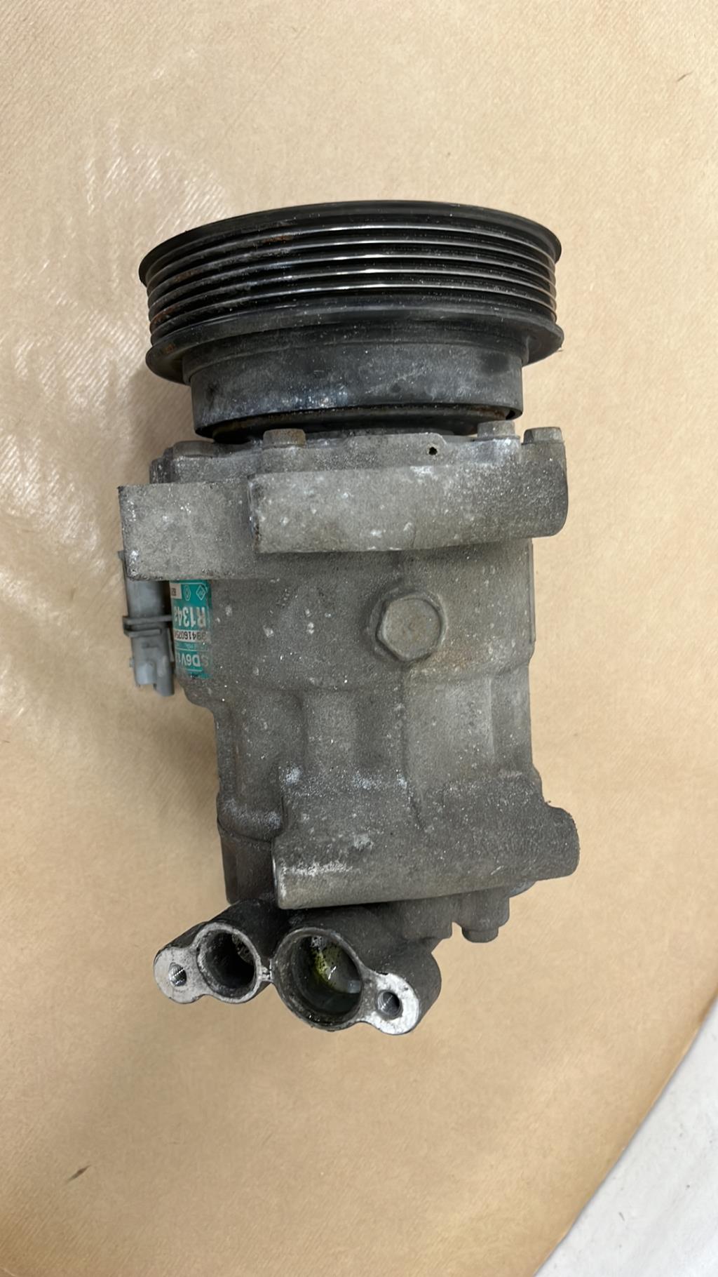 Compresseur clim RENAULT CLIO 3 PHASE 1 Essence - 1