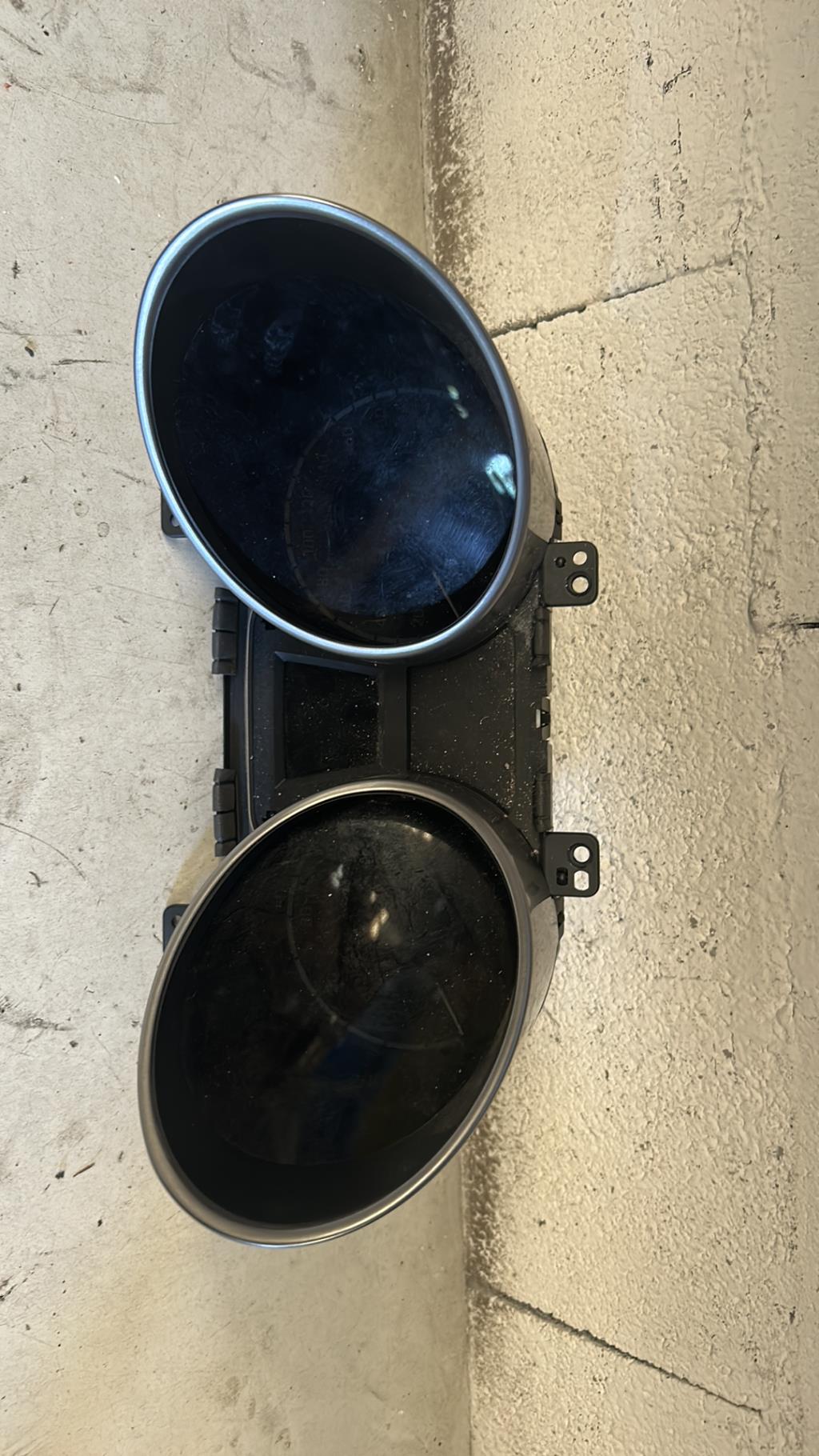 Compteur HYUNDAI IX 35 PHASE 1 Diesel - 1