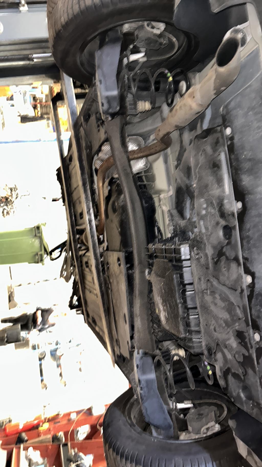 Essieu arriere PEUGEOT 308 2 PHASE 2 Diesel - 1