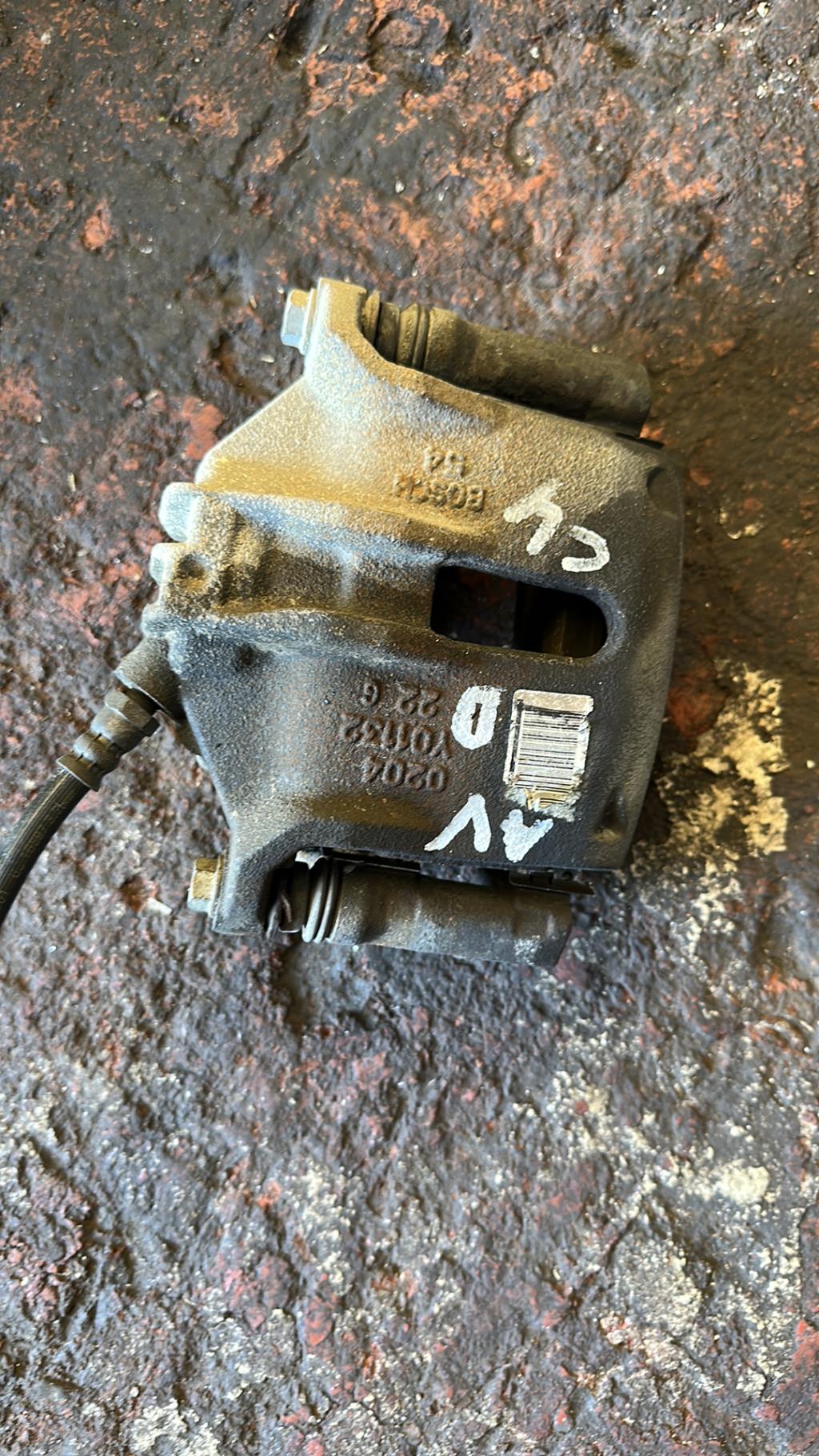 Etrier avant droit (freinage) CITROEN C3 2 PHASE 2 Essence - 1