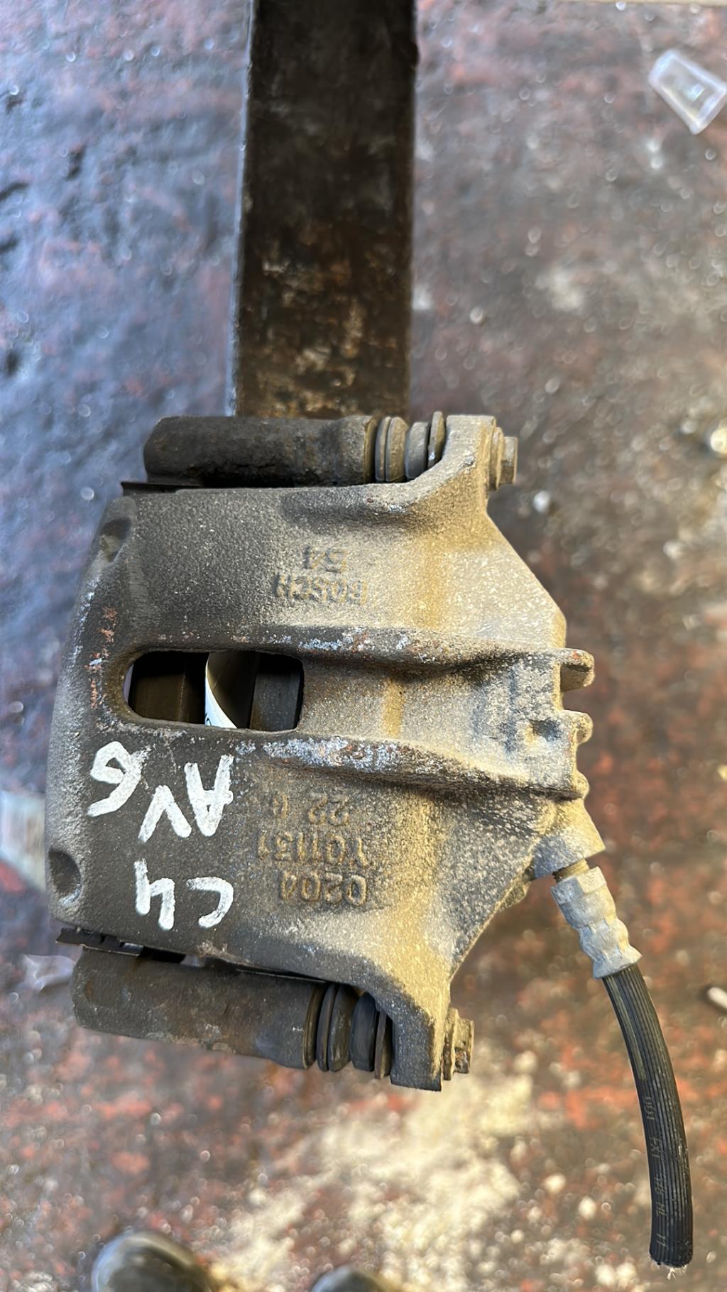 Etrier avant gauche (freinage) CITROEN C3 2 PHASE 2 Essence - 1