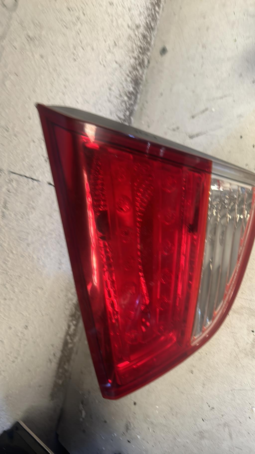 Feu arriere secondaire droit (feux) HYUNDAI IX 35 PHASE 1 Diesel - 1