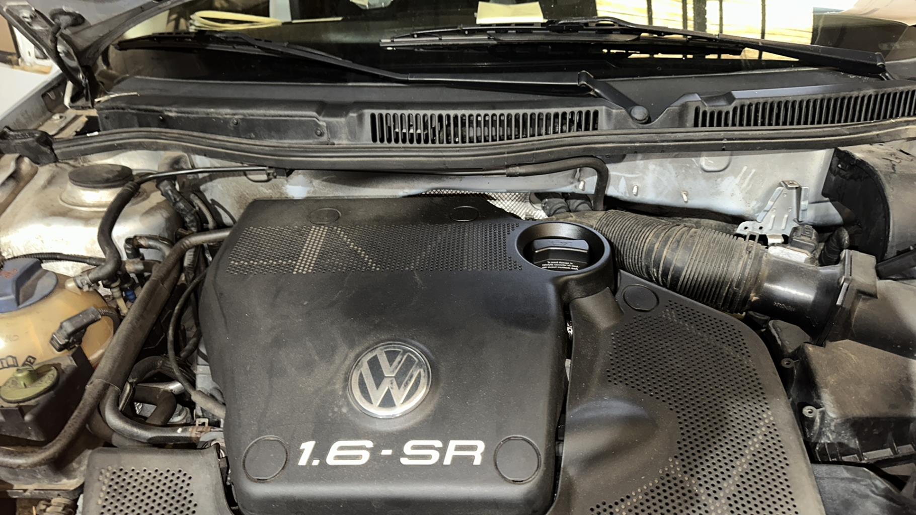 Moteur VOLKSWAGEN GOLF 4  - 1
