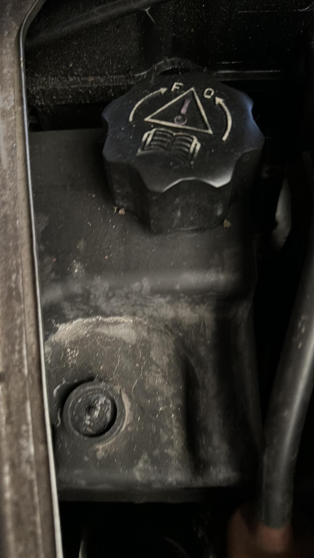 Vase d'expansion PEUGEOT 406 COUPE Essence - 1