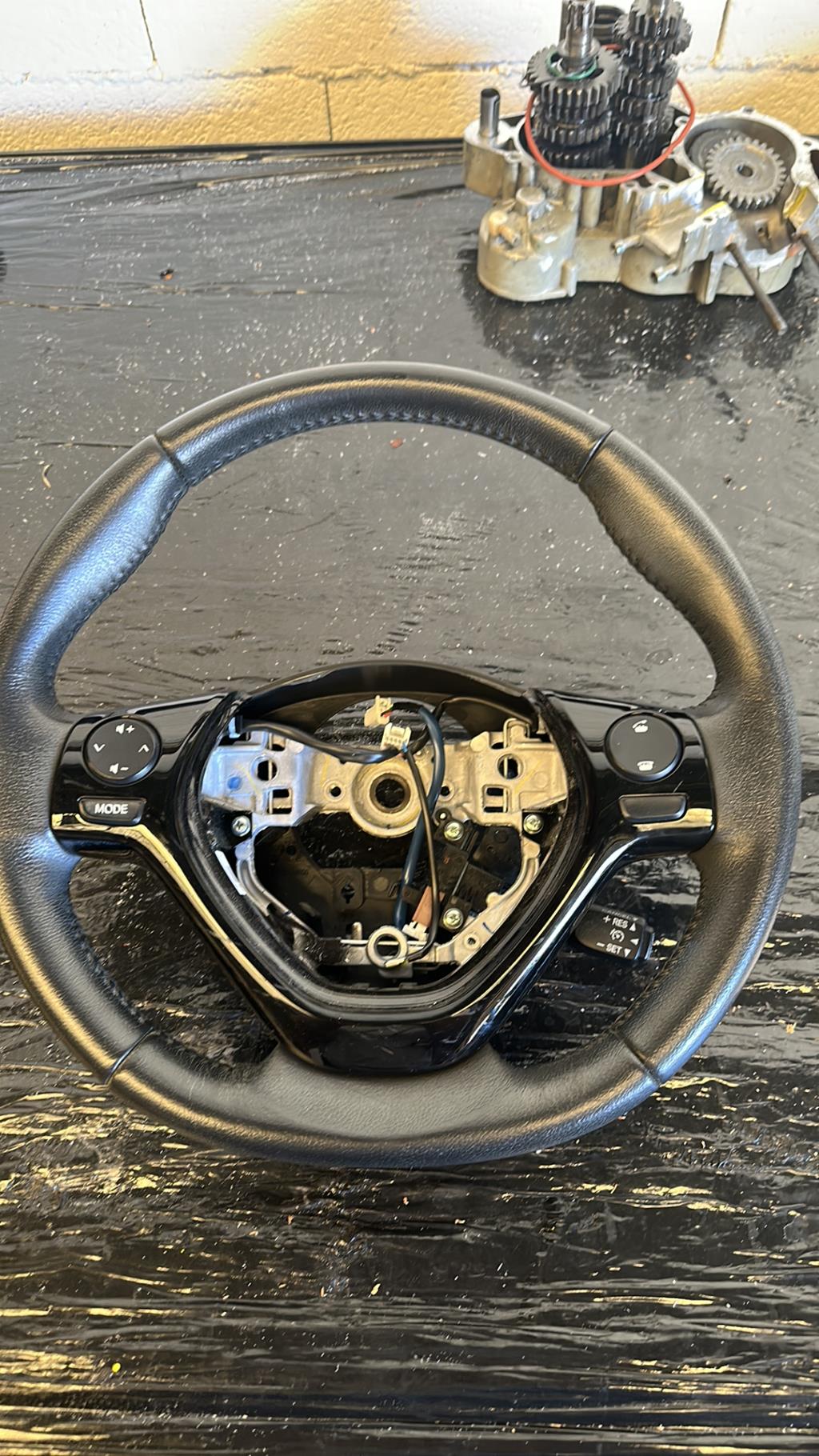 Volant TOYOTA AYGO 2 PHASE 1 Essence - 1