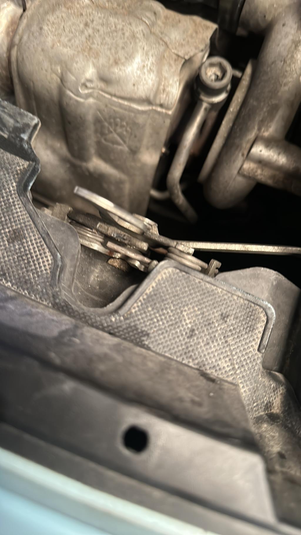 Serrure de capot CITROEN DS3 PHASE 1 Diesel - 1