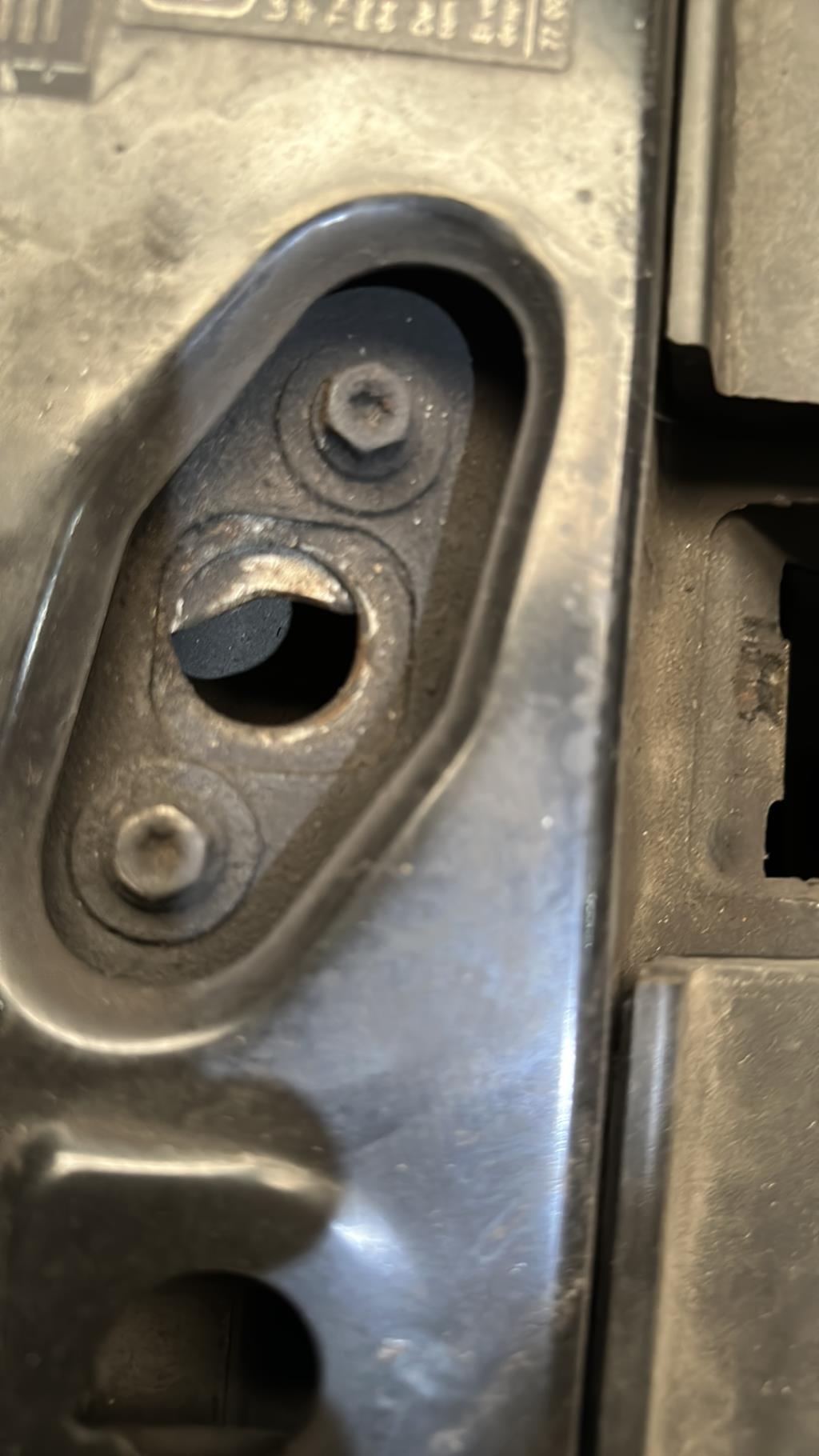 Serrure de capot RENAULT ESPACE 4 PHASE 2 Diesel - 1
