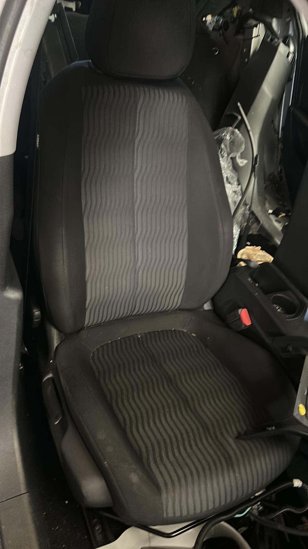 Siege avant droit PEUGEOT 308 2 PHASE 1 Diesel - 1