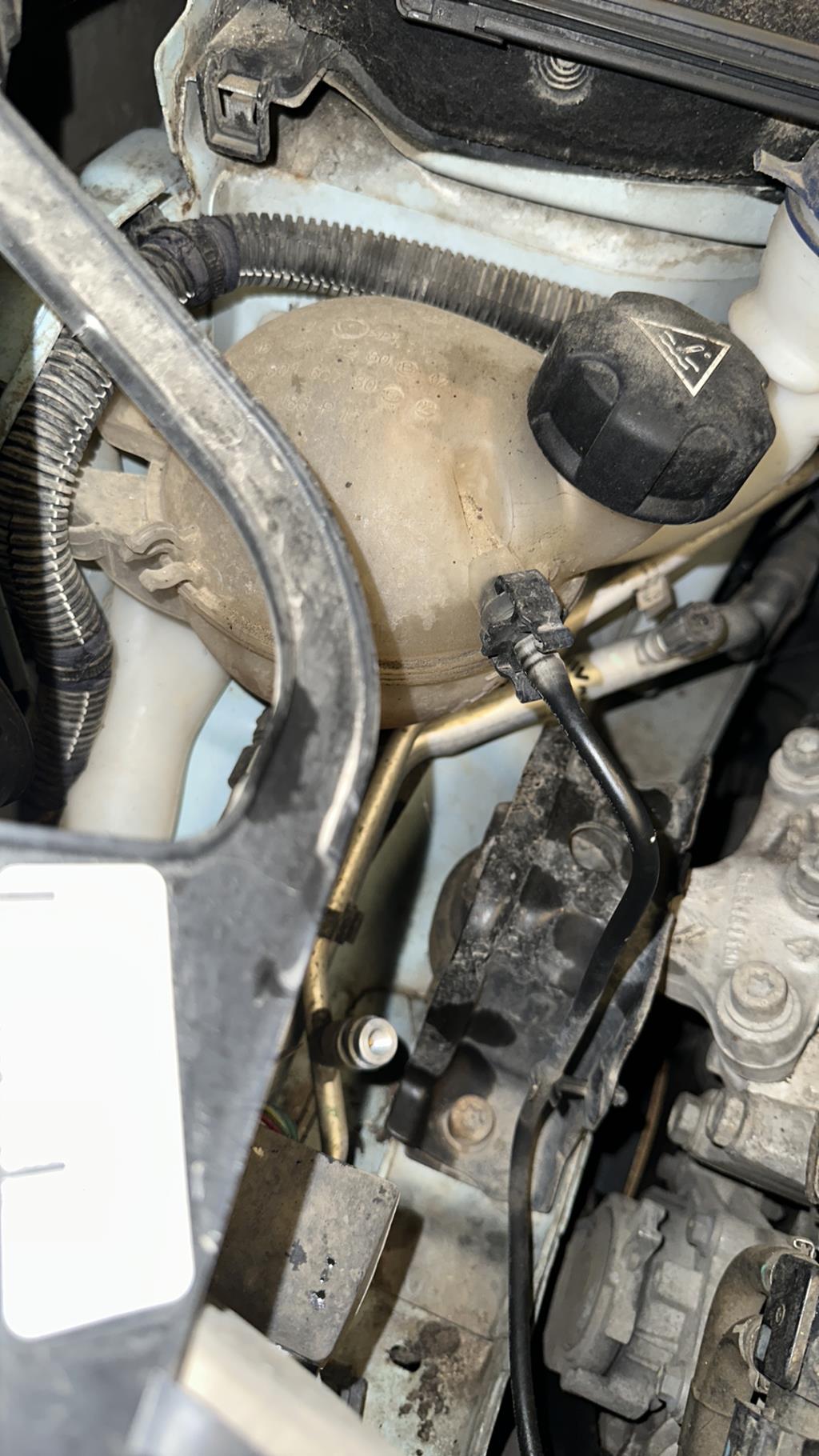 Vase d'expansion CITROEN DS3 PHASE 1 Diesel - 1