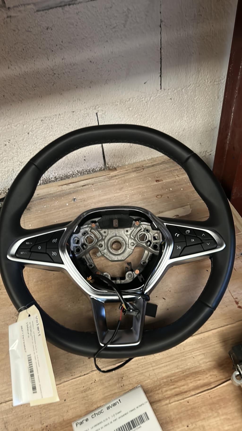 Volant RENAULT CLIO 5 PHASE 1 Diesel - 1