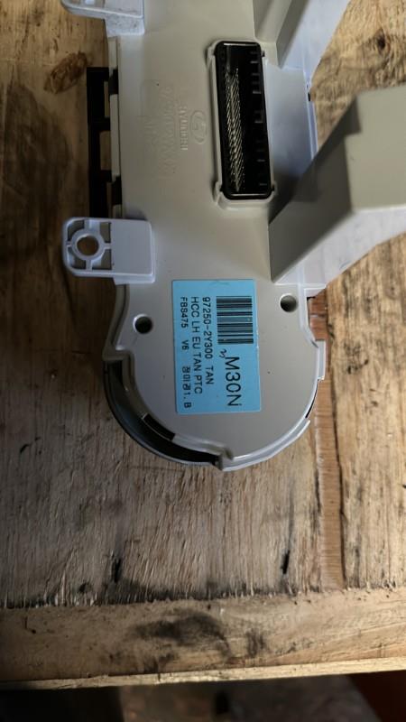 Commande chauffage HYUNDAI IX 35 PHASE 1 Diesel - 1