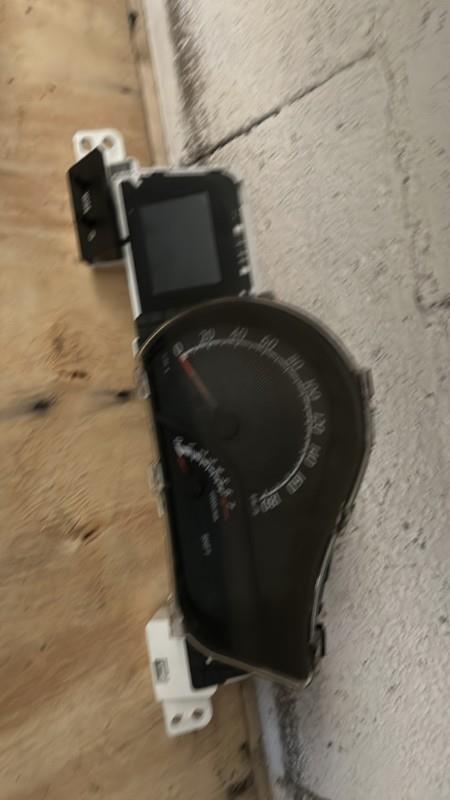 Compteur TOYOTA IQ Essence - 1
