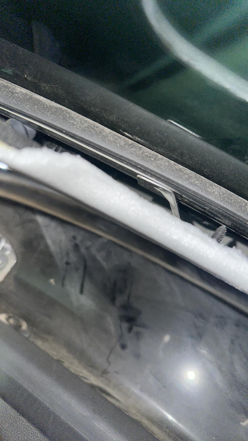 Serrure arriere gauche RENAULT CLIO 4 PHASE 1 Essence - 1