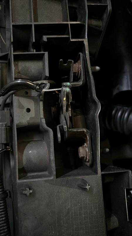 Serrure de capot RENAULT CAPTUR 1 PHASE 1 Diesel - 1