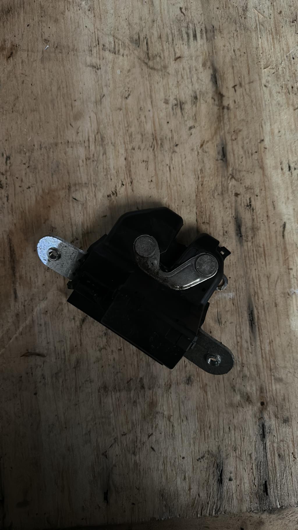 Serrure de hayon FIAT 500 2  - 1