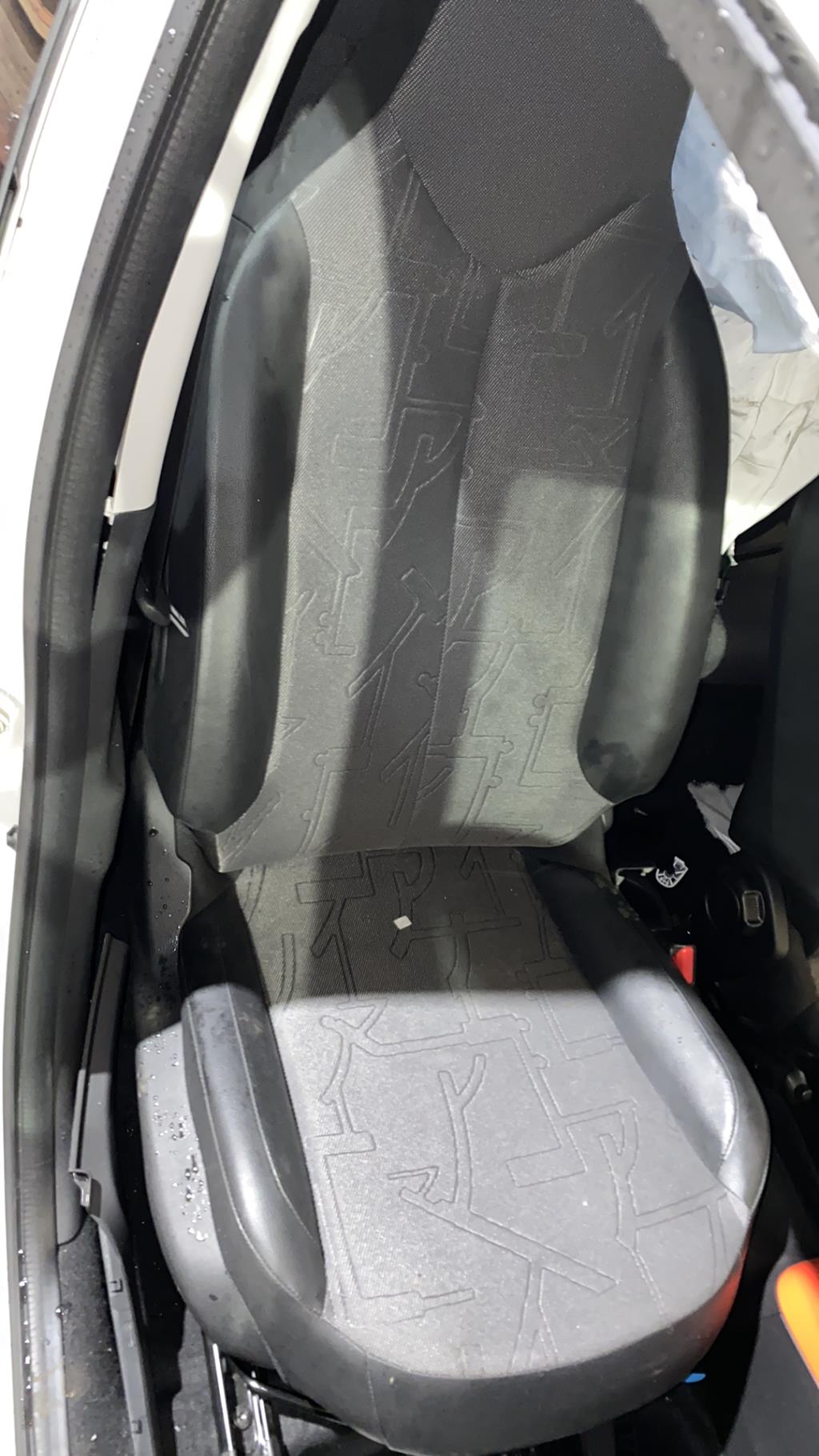 Siege avant droit TOYOTA AYGO 2 PHASE 2 Essence - 1
