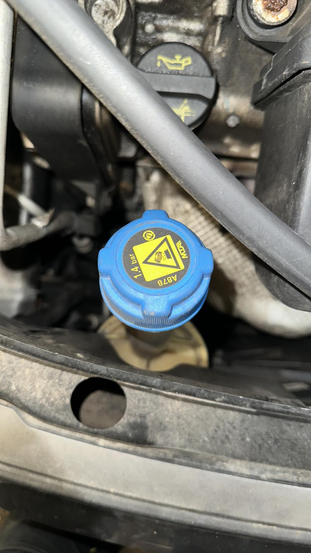 Vase d'expansion FIAT 500 2  - 1