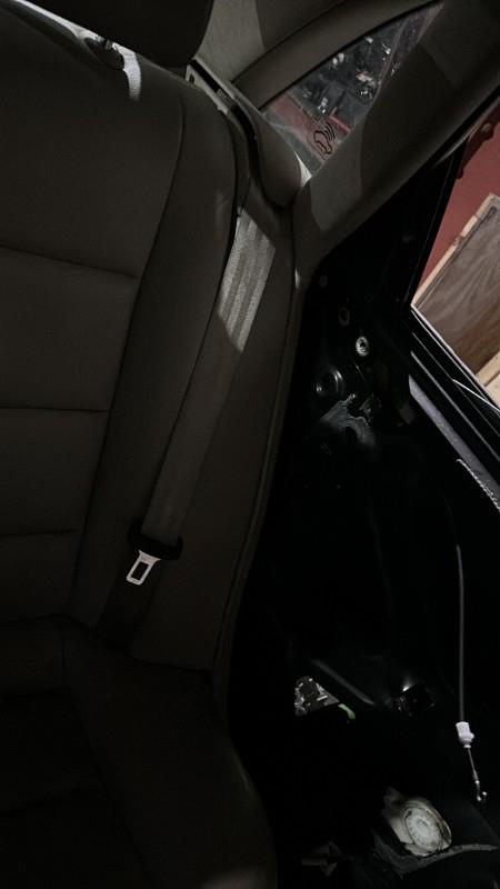 Ceinture arriere gauche AUDI A4 2 PHASE 1 Diesel - 1