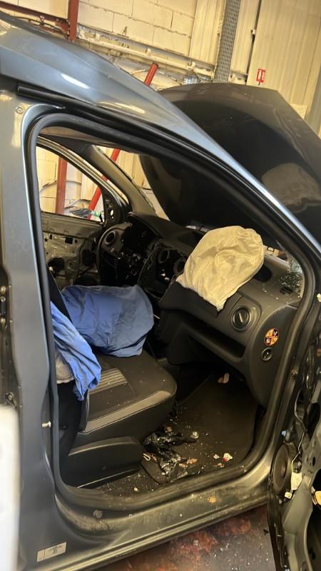 Joint de porte avant droite DACIA DOKKER PHASE 2 Diesel - 1